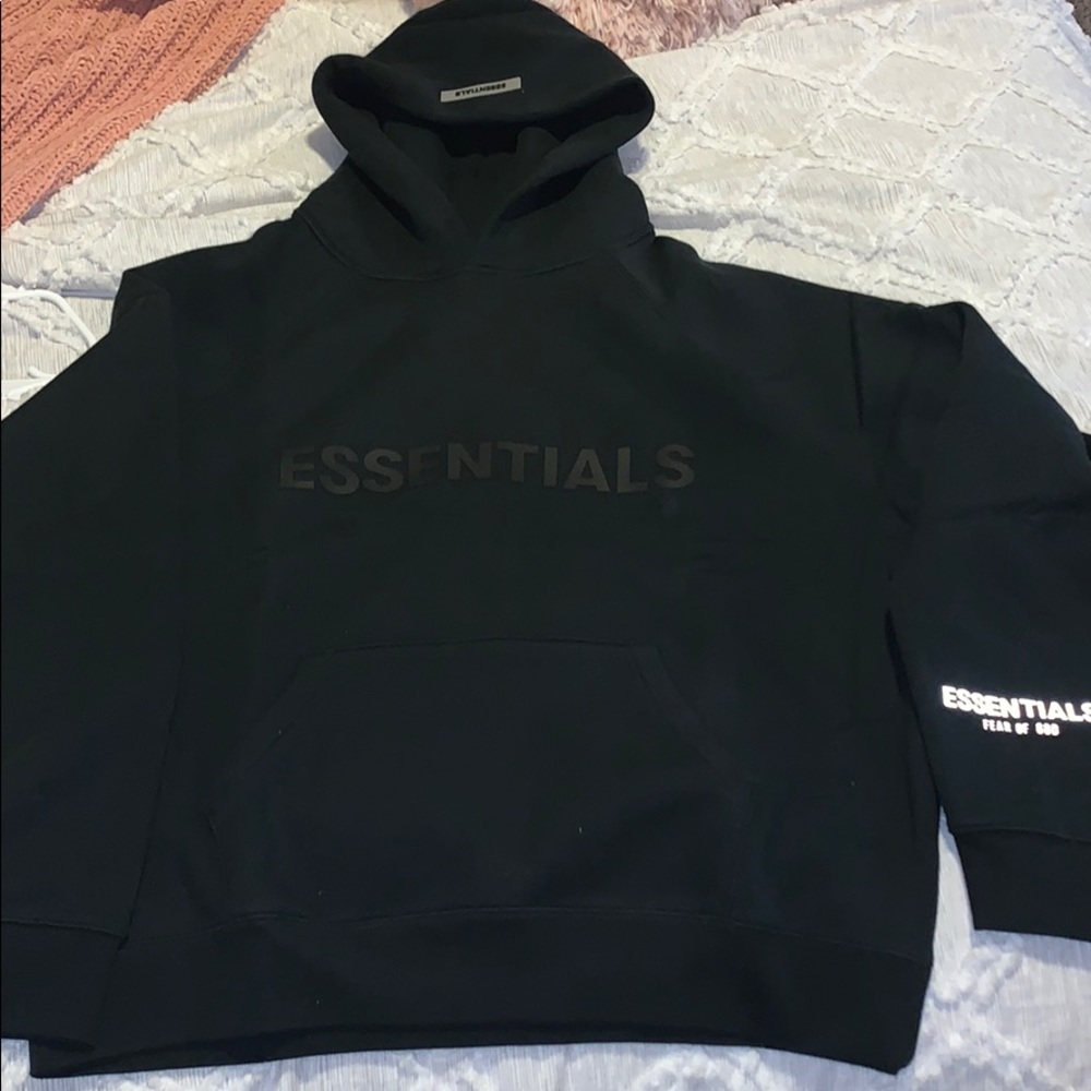 Brand new Essentials hoodie (FOG)